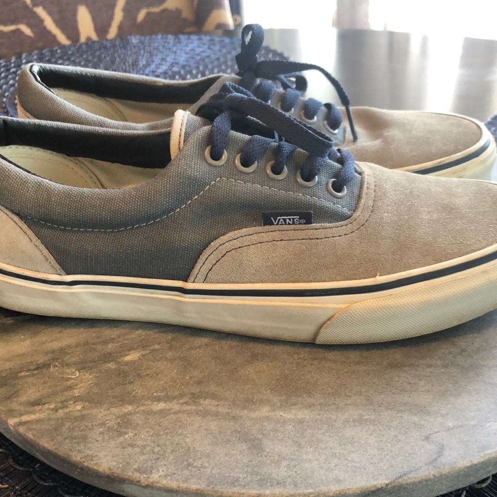 Vans authentic